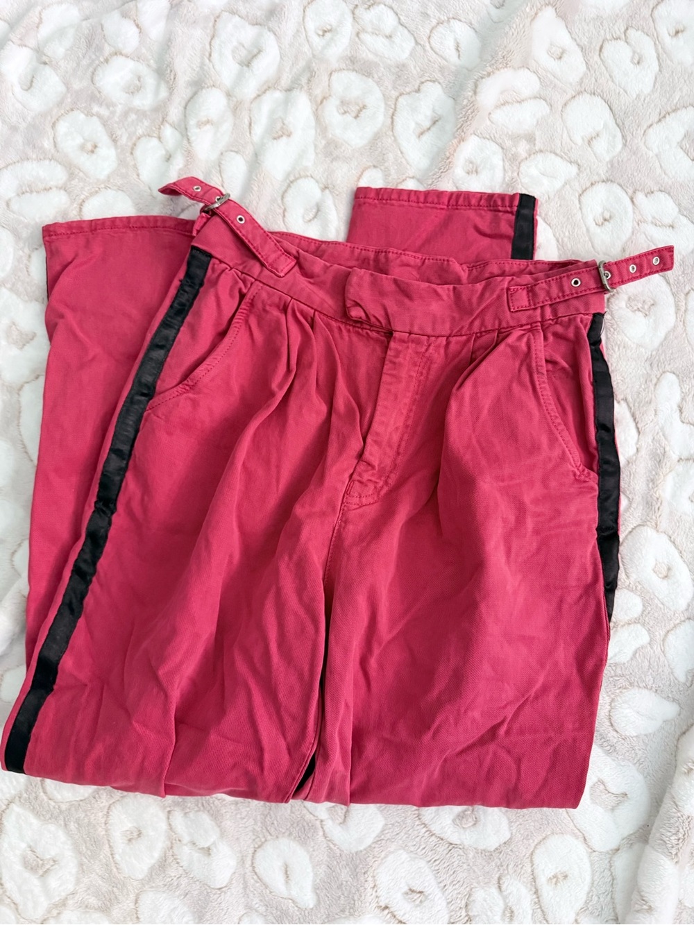One Teaspoon Red High-Waist Pants with Black Stripes Sz 25 NWT E23